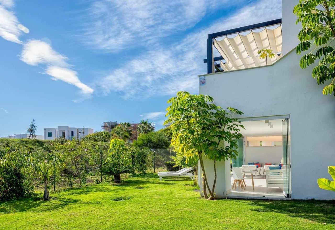 Marbella Golf & Beach Santa Clara By Houselogy Exterior photo