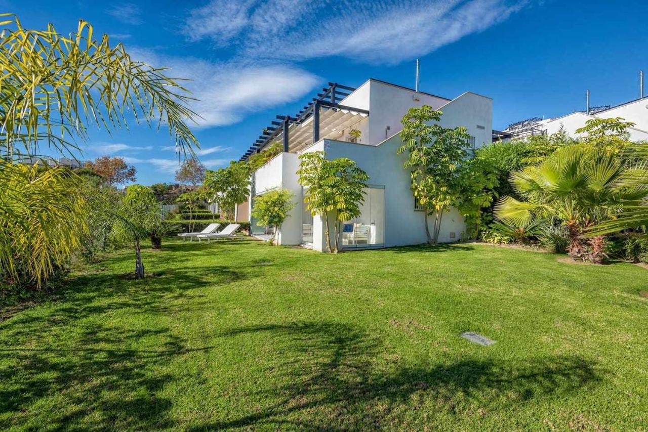 Marbella Golf & Beach Santa Clara By Houselogy Exterior photo